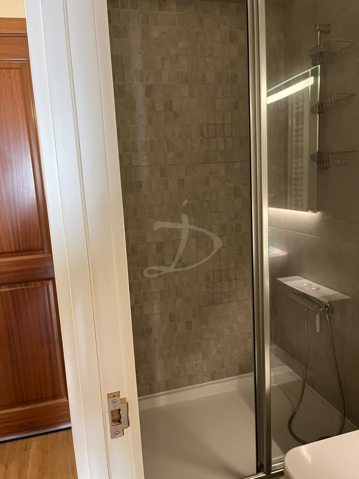 2039 - Acollidor apartament moblat amb balcó a Canillo