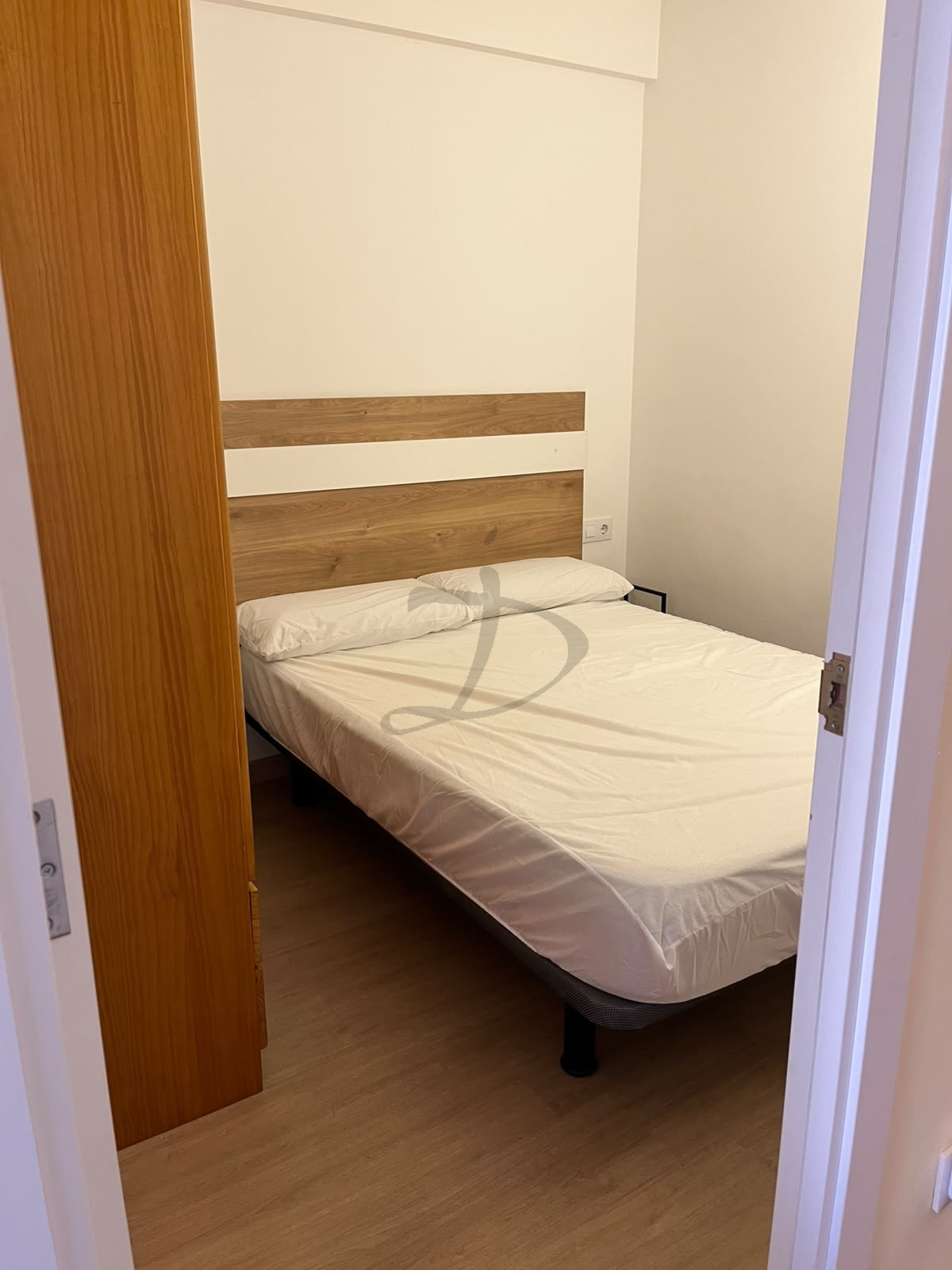 2039 - Acollidor apartament moblat amb balcó a Canillo