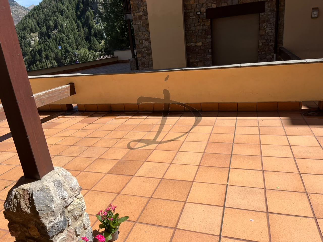 4858 - Acogedor apartamento amueblado con terraza en Canillo