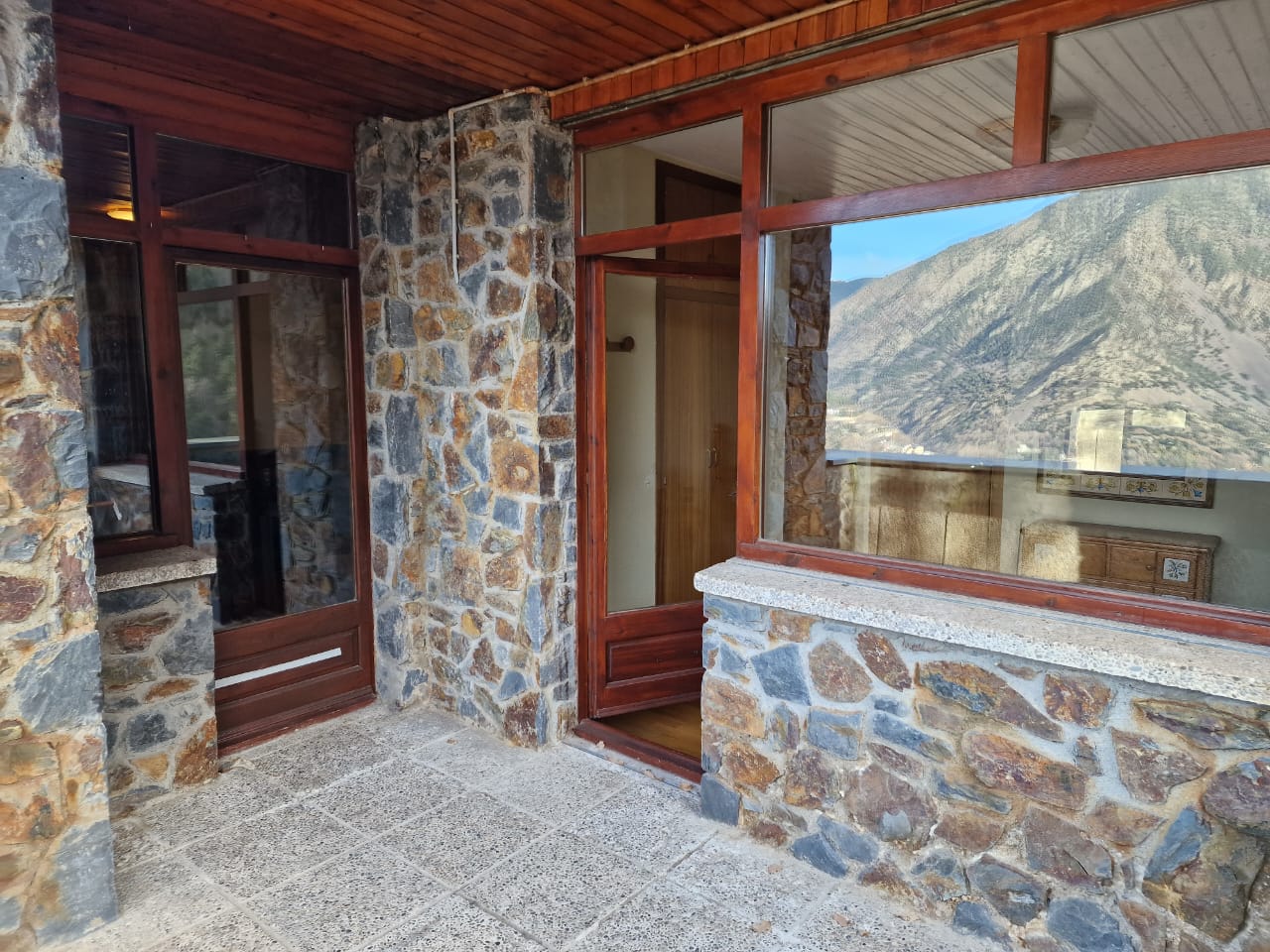 4439 - APPARTAMENTO A ESCALDES - Disponibile dal 01/11/2026